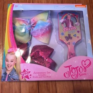 Jojo Siwa Brush And bow Set